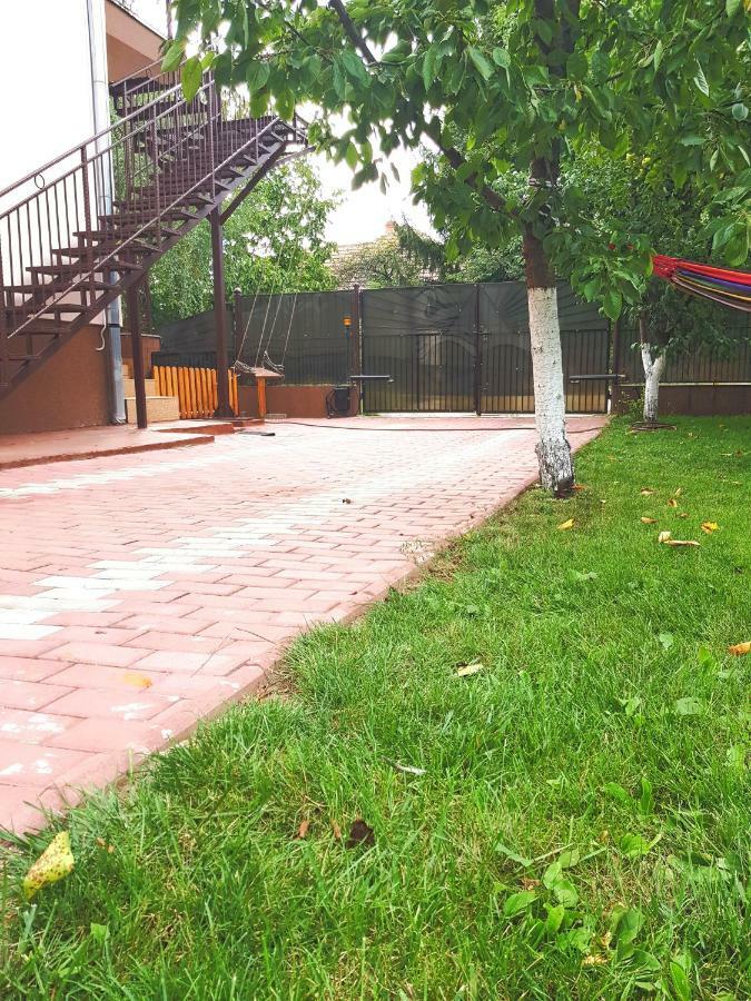 فندق Apulum Gardens ألبا يوليا المظهر الخارجي الصورة